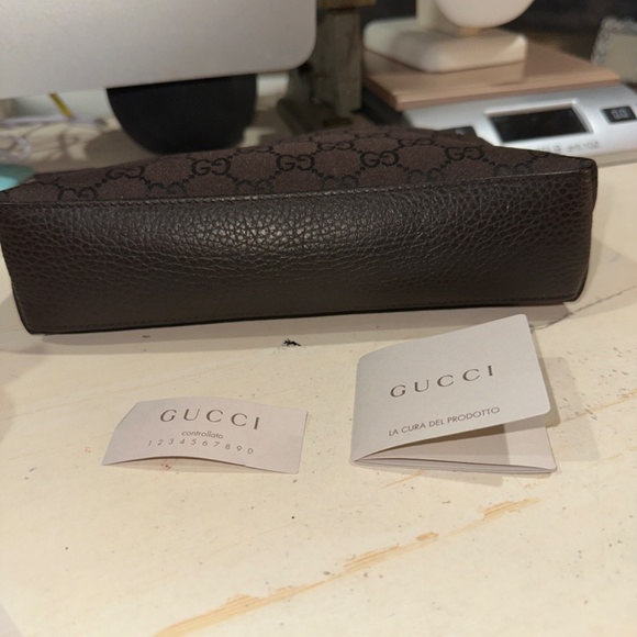 gucci new without tags canvas monogram cosmetic case - Picture 6 of 16